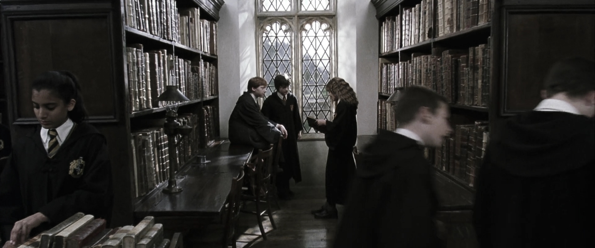 EmmaWatsonFan-dot-nl_HarryPotterandtheChamberOfSecrets2049.jpg