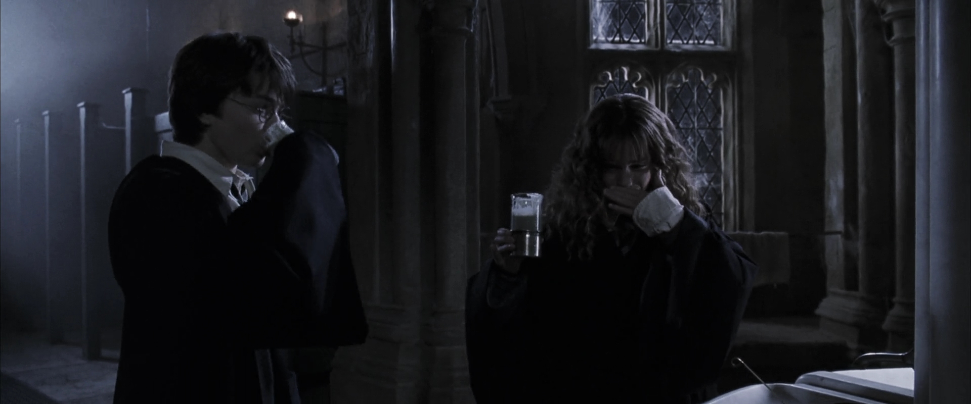 EmmaWatsonFan-dot-nl_HarryPotterandtheChamberOfSecrets3666.jpg