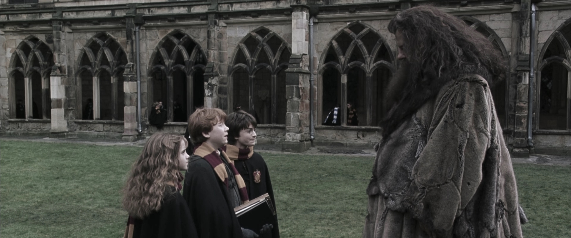 EmmaWatsonFan-dot-nl_HarryPotterandtheChamberOfSecrets4502.jpg