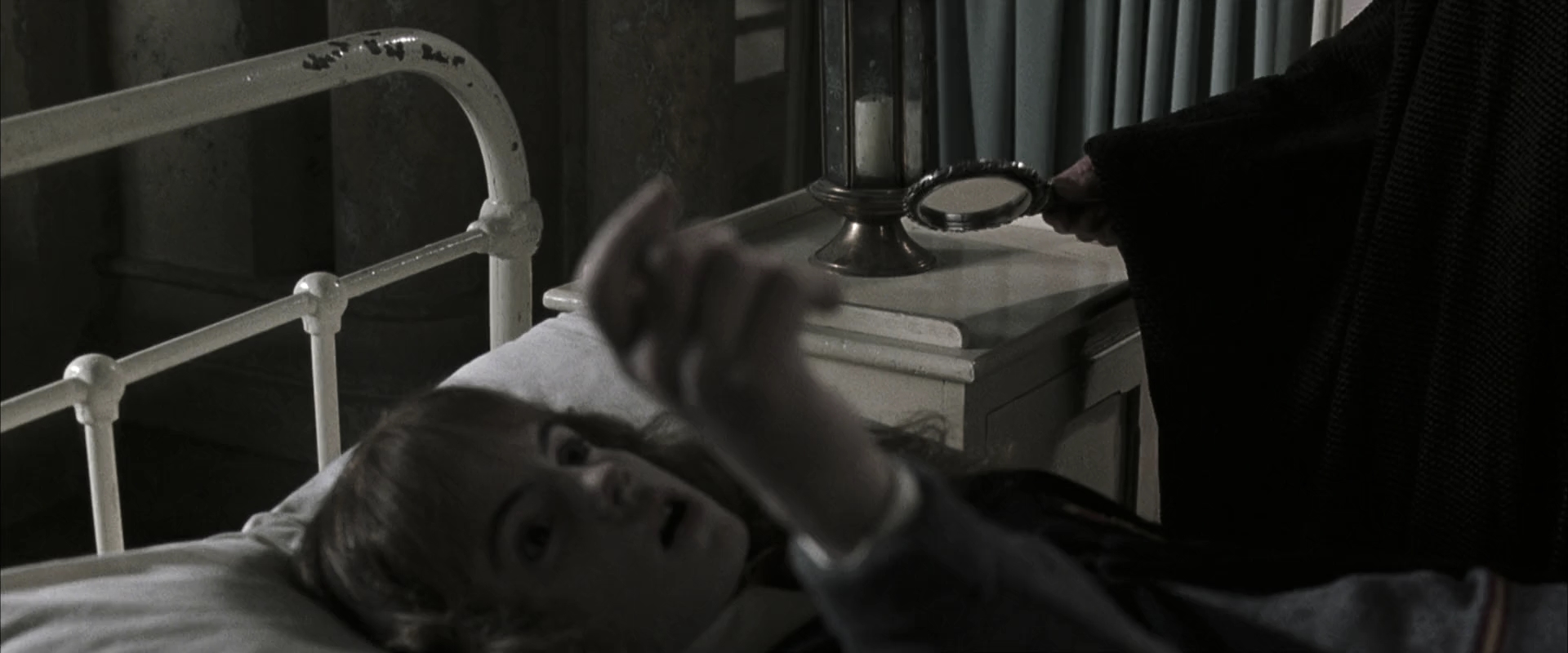 EmmaWatsonFan-dot-nl_HarryPotterandtheChamberOfSecrets4610.jpg EmmaWatsonFan-dot-nl_HarryPotterandtheChamberOfSecrets4610.jpg