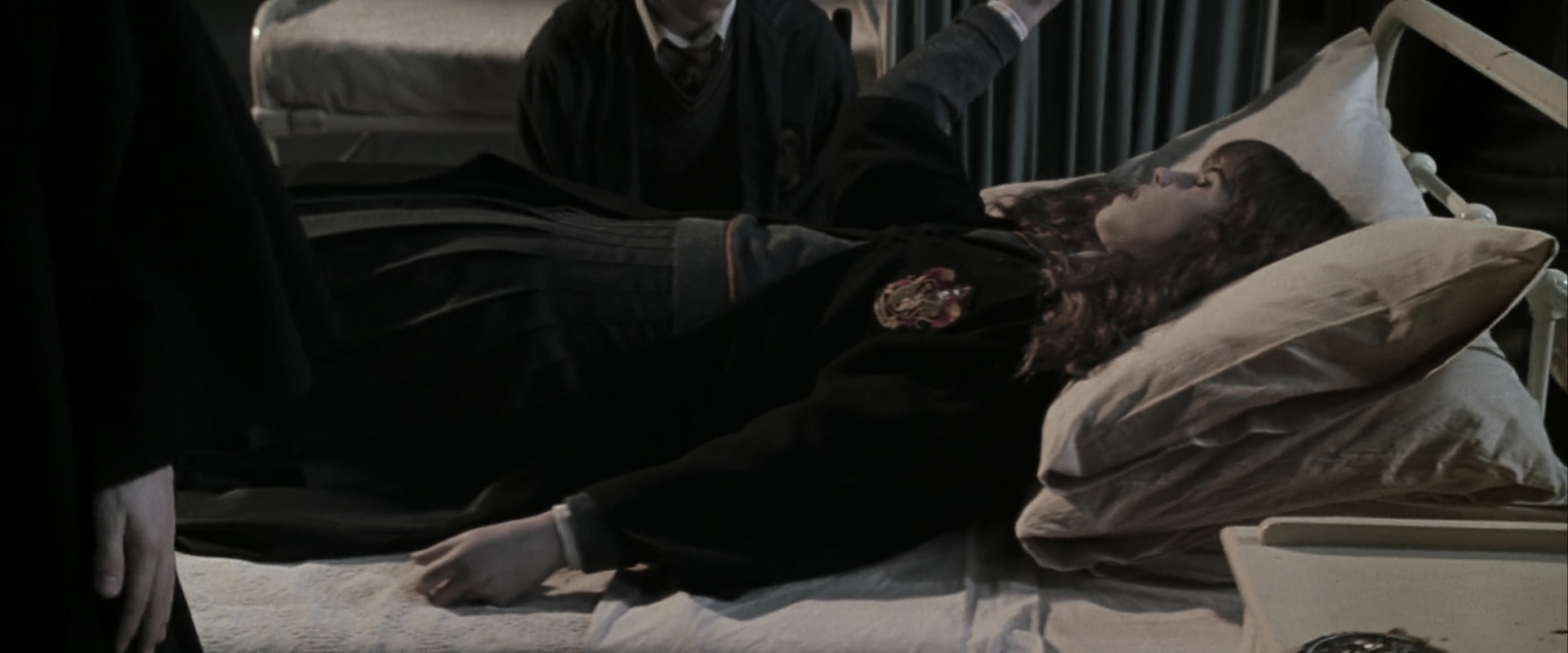 EmmaWatsonFan-dot-nl_HarryPotterandtheChamberOfSecrets5468.jpg EmmaWatsonFan-dot-nl_HarryPotterandtheChamberOfSecrets5468.jpg