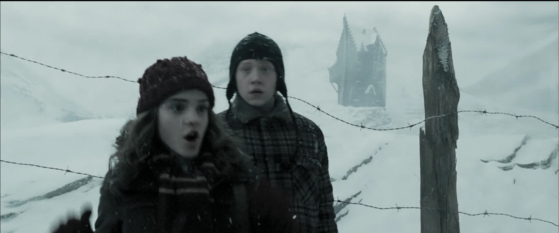 EmmaWatsonFan_dot_nl-HarryPotterAndThePrisonerOfAzkaban2730.jpg EmmaWatsonFan_dot_nl-HarryPotterAndThePrisonerOfAzkaban2730.jpg