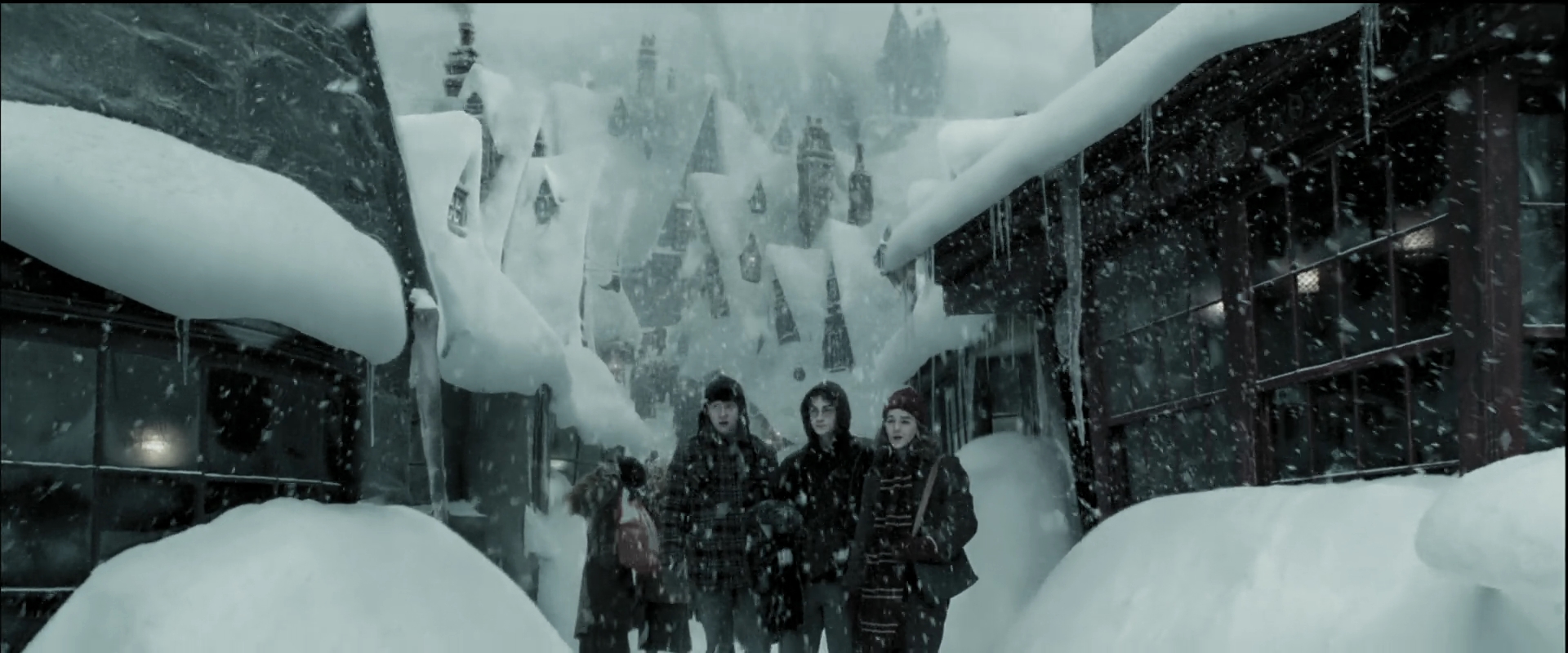 EmmaWatsonFan_dot_nl-HarryPotterAndThePrisonerOfAzkaban2803.jpg EmmaWatsonFan_dot_nl-HarryPotterAndThePrisonerOfAzkaban2803.jpg