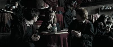 EmmaWatsonFan_dot_nl-HarryPotterAndThePrisonerOfAzkaban0847.jpg