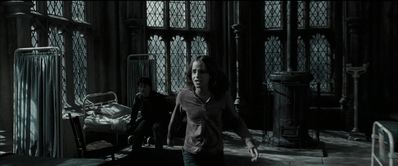 EmmaWatsonFan_dot_nl-HarryPotterAndThePrisonerOfAzkaban5269.jpg