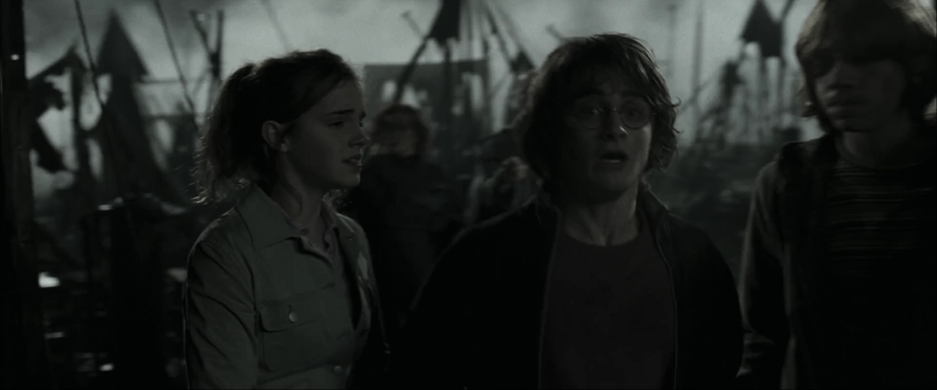 EmmaWatsonFan_dot_nl-HarryPotterAndTheGobletOfFire0754.jpg