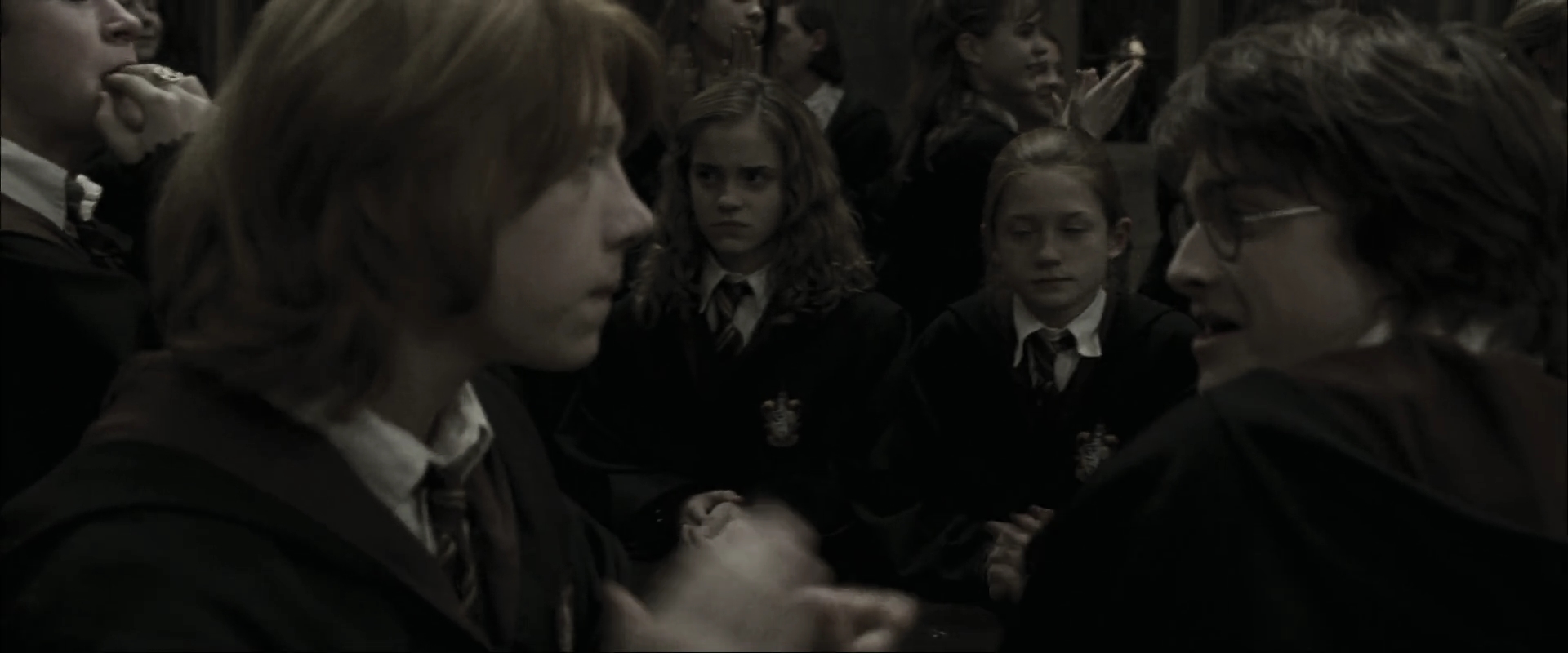 EmmaWatsonFan_dot_nl-HarryPotterAndTheGobletOfFire1046.jpg EmmaWatsonFan_dot_nl-HarryPotterAndTheGobletOfFire1046.jpg