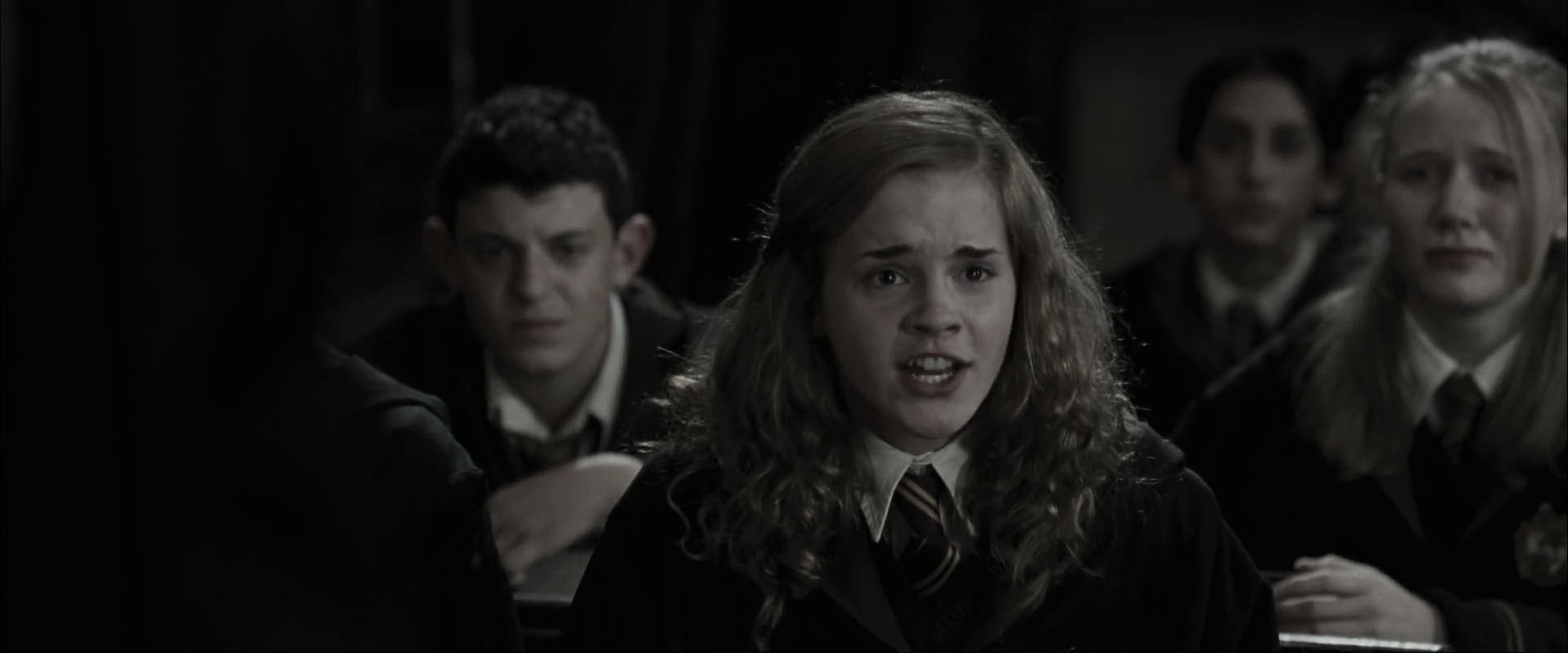 EmmaWatsonFan_dot_nl-HarryPotterAndTheGobletOfFire1545.jpg EmmaWatsonFan_dot_nl-HarryPotterAndTheGobletOfFire1545.jpg
