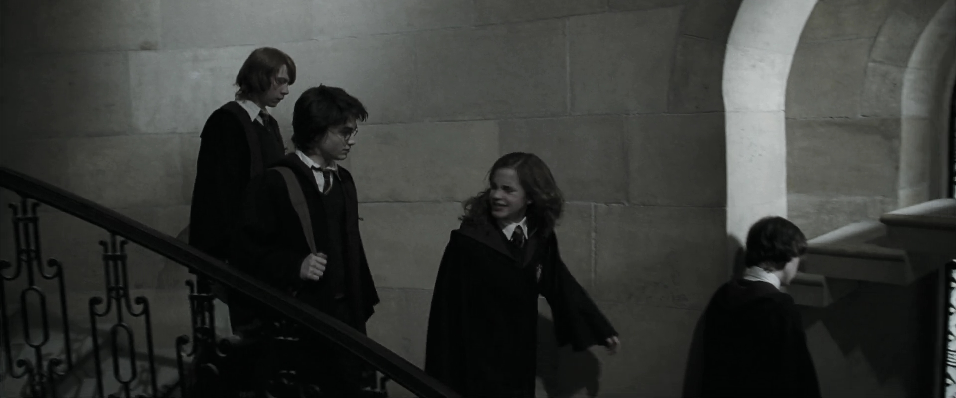 EmmaWatsonFan_dot_nl-HarryPotterAndTheGobletOfFire1632.jpg