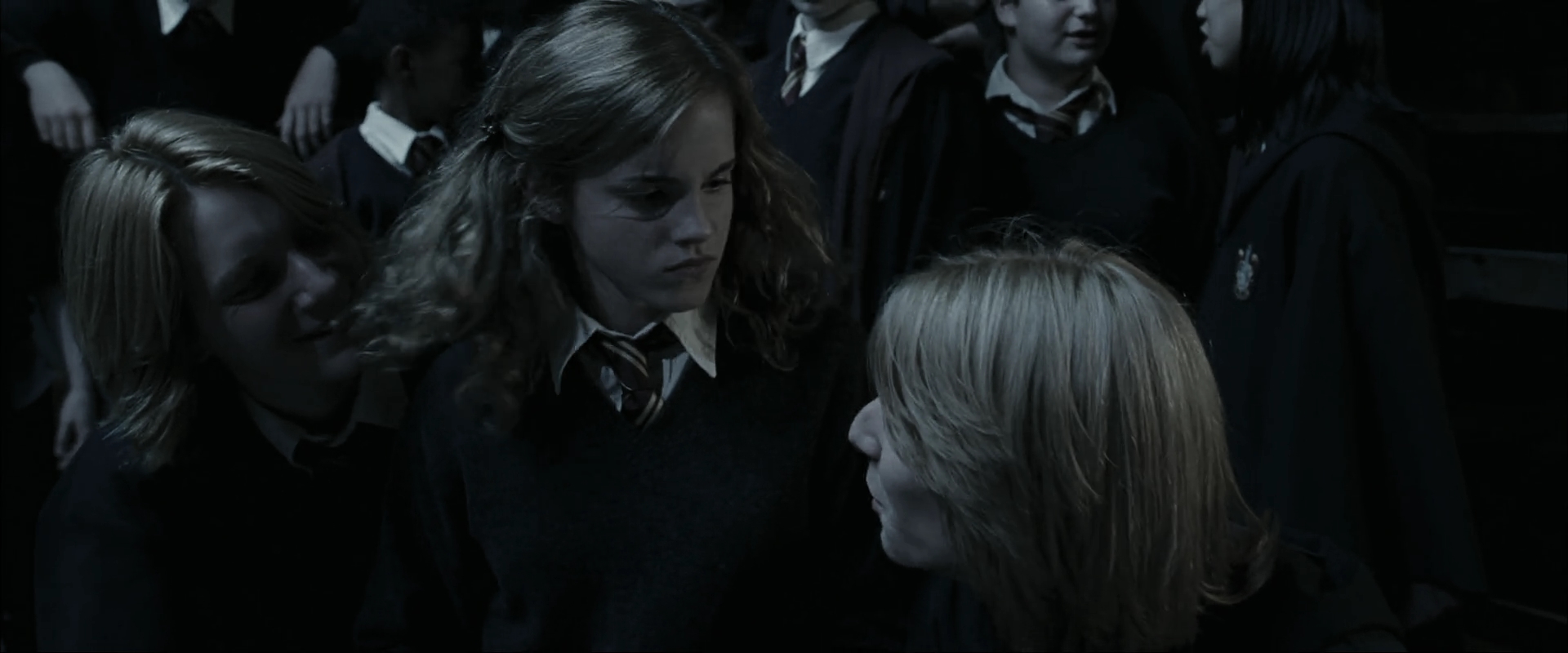 EmmaWatsonFan_dot_nl-HarryPotterAndTheGobletOfFire1732.jpg EmmaWatsonFan_dot_nl-HarryPotterAndTheGobletOfFire1732.jpg