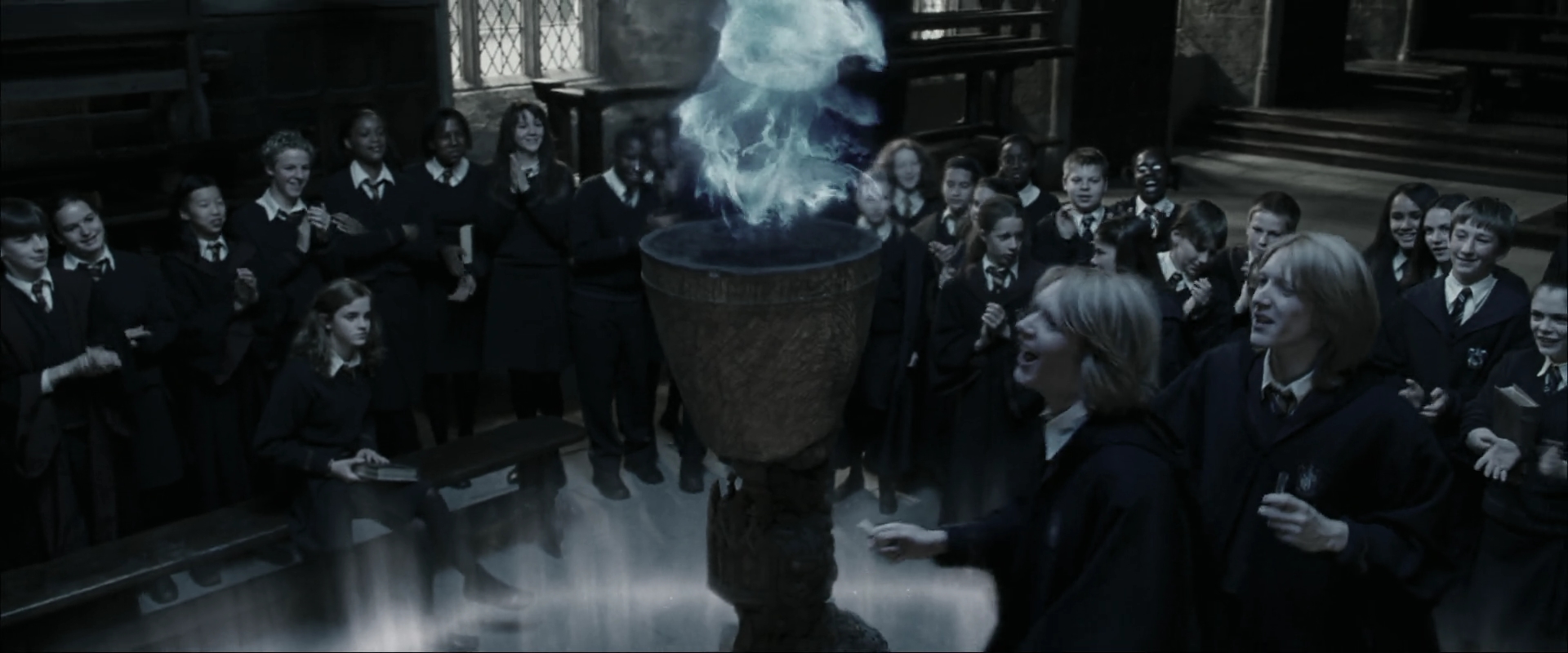 EmmaWatsonFan_dot_nl-HarryPotterAndTheGobletOfFire1749.jpg