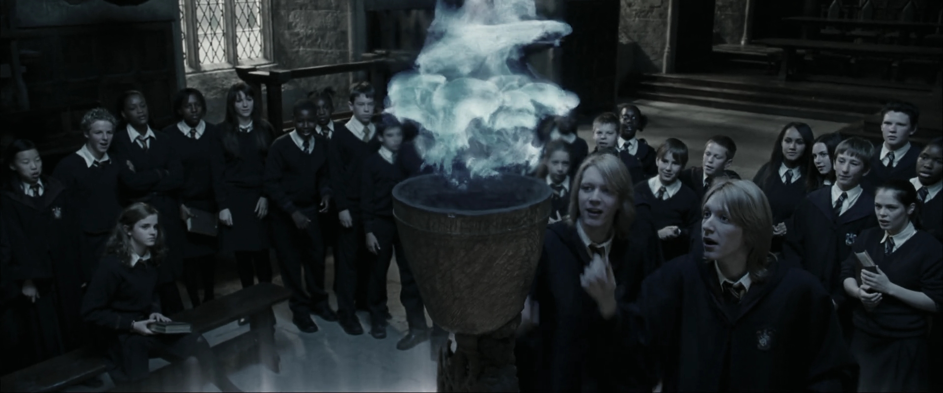 EmmaWatsonFan_dot_nl-HarryPotterAndTheGobletOfFire1752.jpg