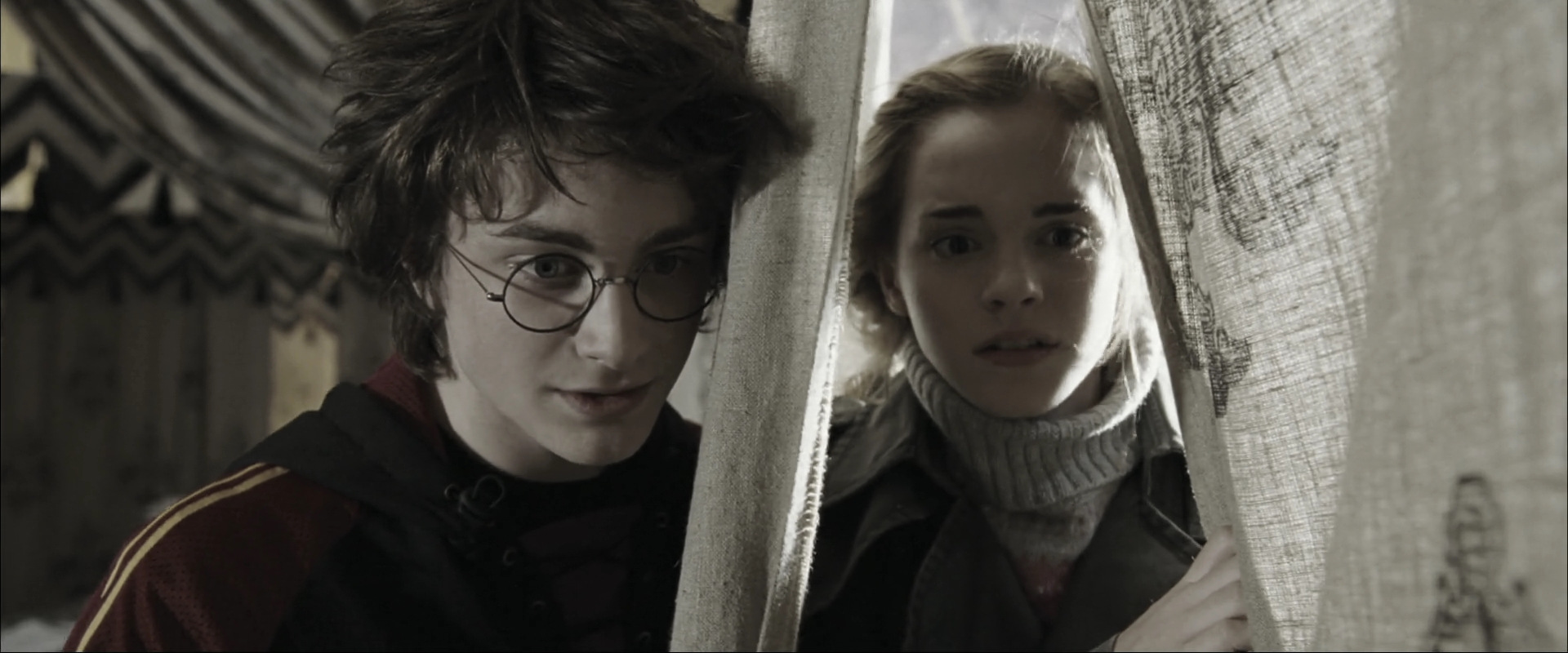 EmmaWatsonFan_dot_nl-HarryPotterAndTheGobletOfFire3173.jpg