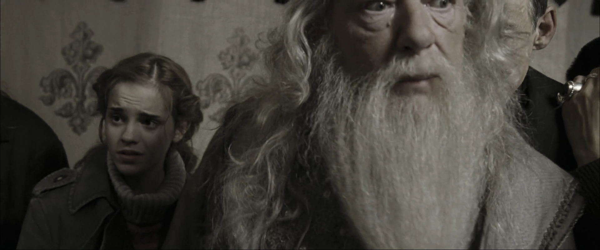 EmmaWatsonFan_dot_nl-HarryPotterAndTheGobletOfFire3235.jpg EmmaWatsonFan_dot_nl-HarryPotterAndTheGobletOfFire3235.jpg