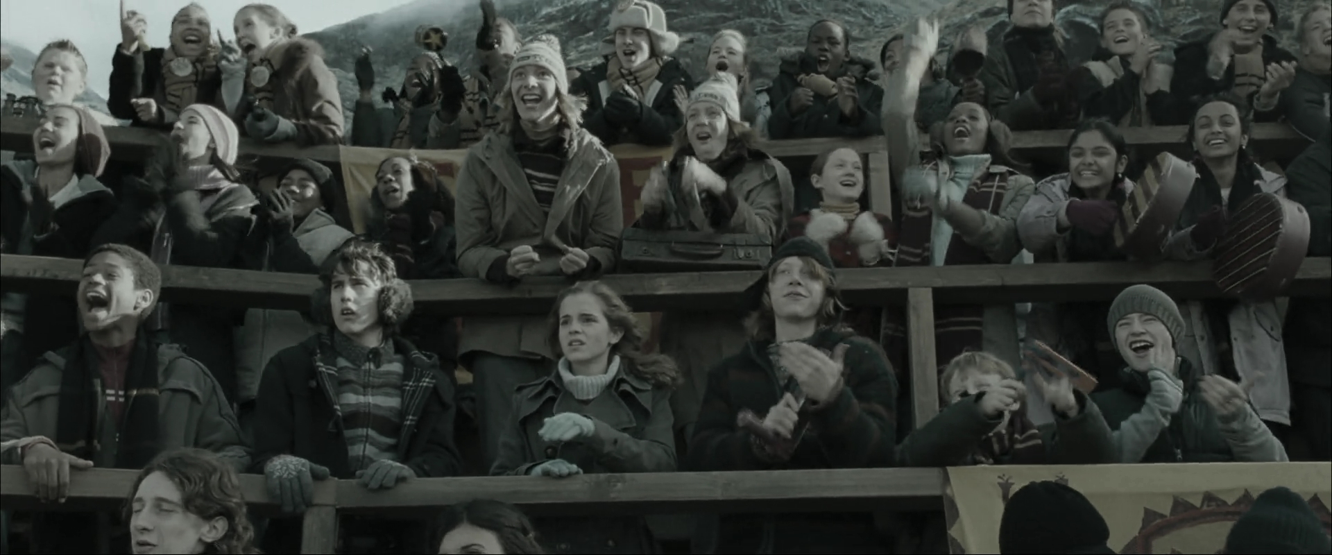 EmmaWatsonFan_dot_nl-HarryPotterAndTheGobletOfFire3473.jpg EmmaWatsonFan_dot_nl-HarryPotterAndTheGobletOfFire3473.jpg