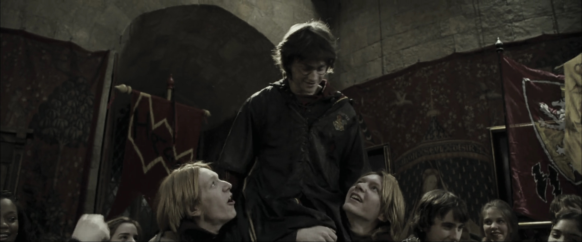 EmmaWatsonFan_dot_nl-HarryPotterAndTheGobletOfFire3648.jpg EmmaWatsonFan_dot_nl-HarryPotterAndTheGobletOfFire3648.jpg