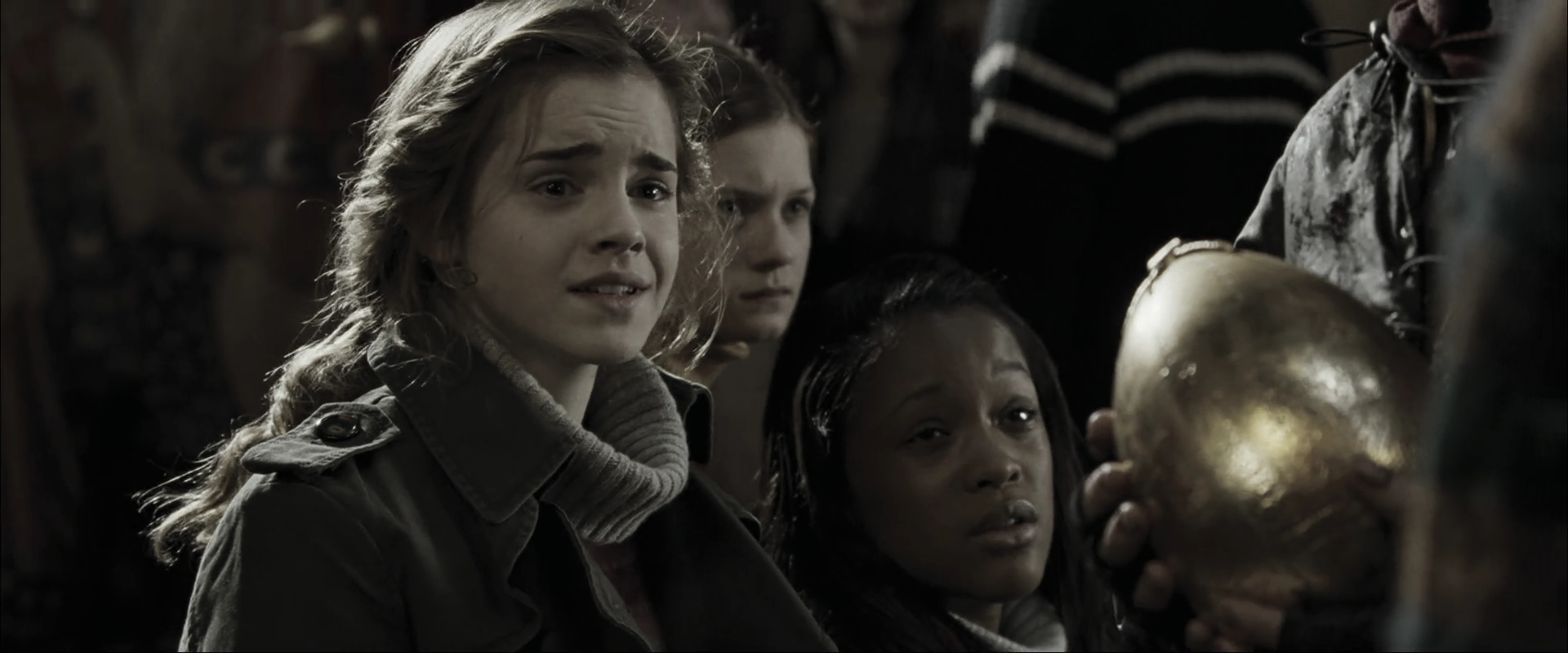 EmmaWatsonFan_dot_nl-HarryPotterAndTheGobletOfFire3746.jpg EmmaWatsonFan_dot_nl-HarryPotterAndTheGobletOfFire3746.jpg