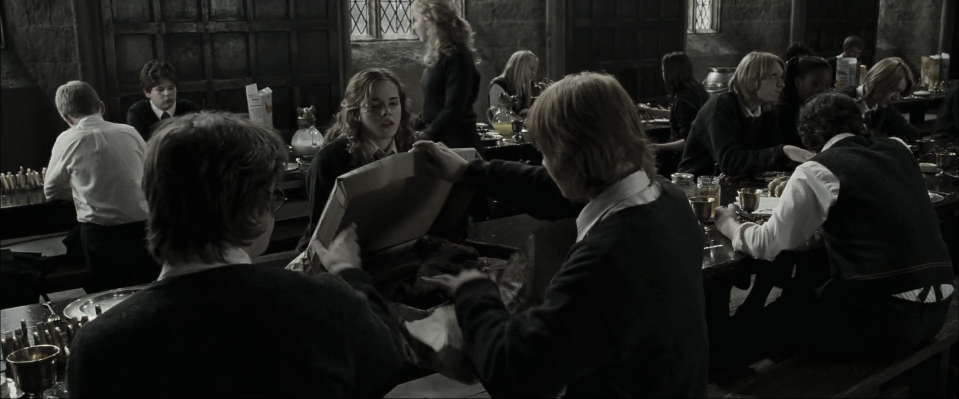 EmmaWatsonFan_dot_nl-HarryPotterAndTheGobletOfFire3834.jpg EmmaWatsonFan_dot_nl-HarryPotterAndTheGobletOfFire3834.jpg