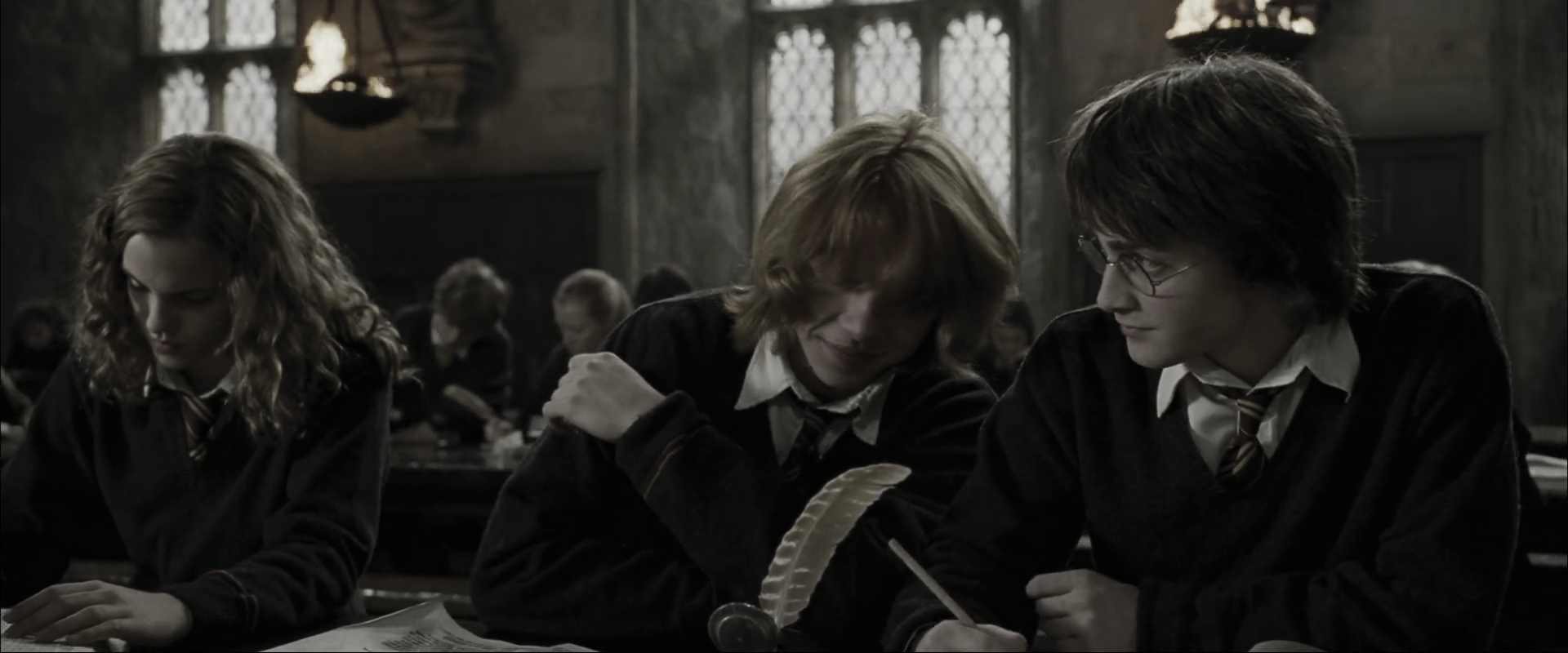 EmmaWatsonFan_dot_nl-HarryPotterAndTheGobletOfFire4096.jpg