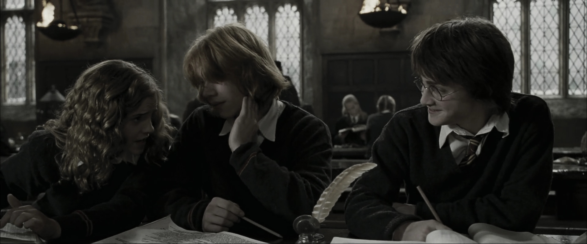 EmmaWatsonFan_dot_nl-HarryPotterAndTheGobletOfFire4101.jpg EmmaWatsonFan_dot_nl-HarryPotterAndTheGobletOfFire4101.jpg