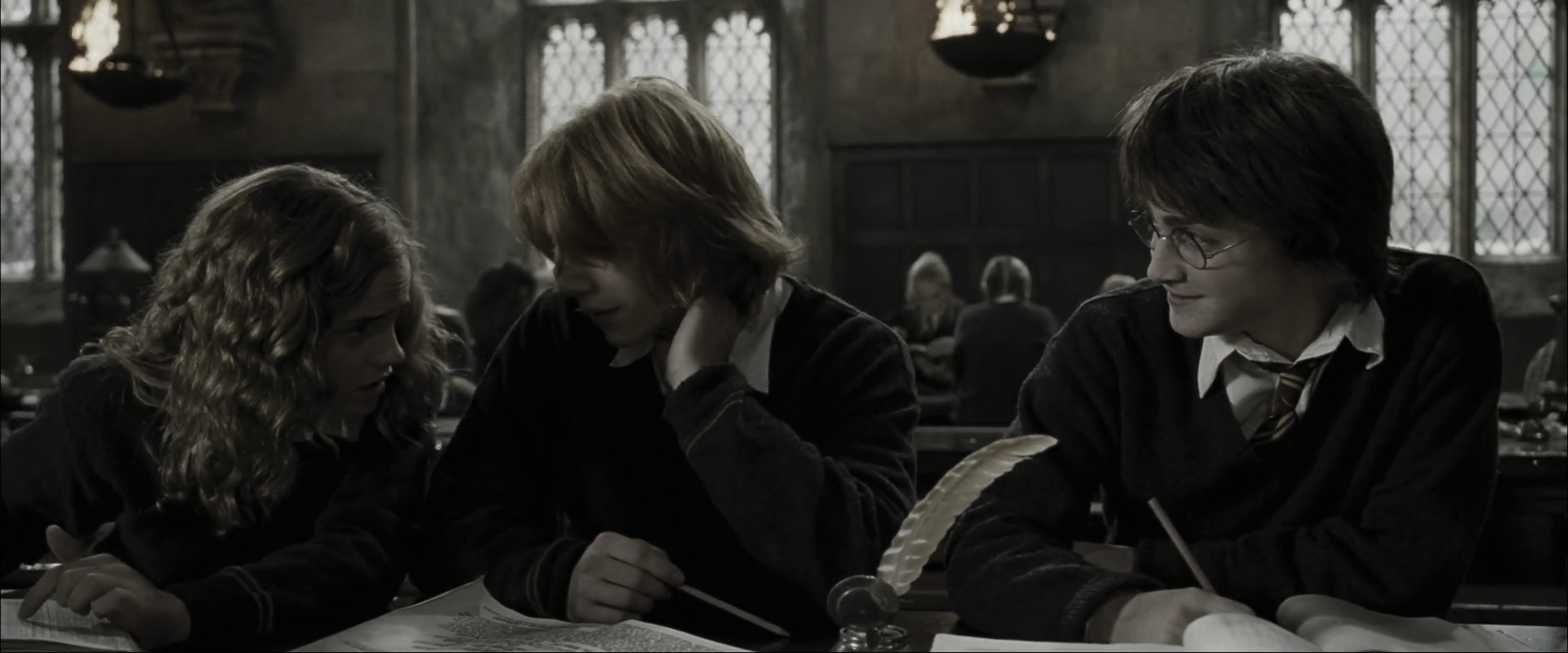 EmmaWatsonFan_dot_nl-HarryPotterAndTheGobletOfFire4102.jpg EmmaWatsonFan_dot_nl-HarryPotterAndTheGobletOfFire4102.jpg