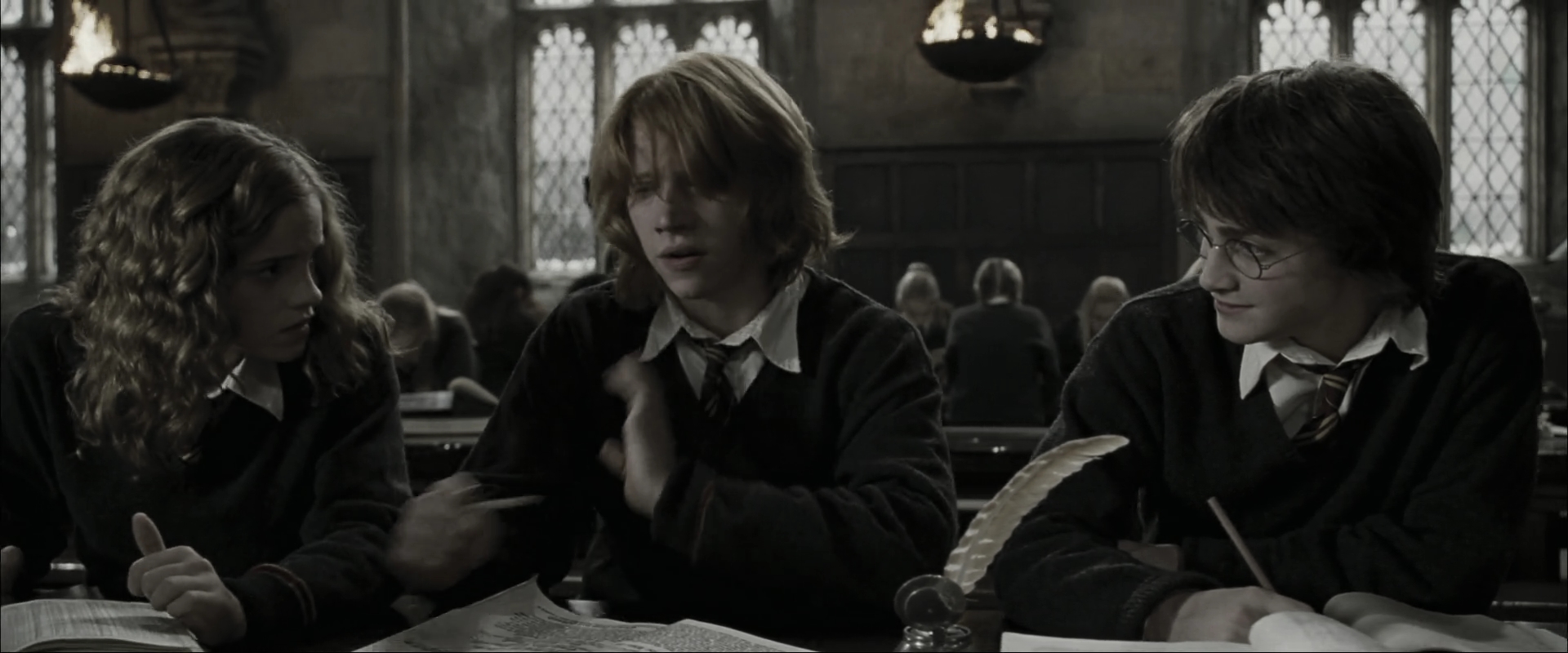 EmmaWatsonFan_dot_nl-HarryPotterAndTheGobletOfFire4103.jpg EmmaWatsonFan_dot_nl-HarryPotterAndTheGobletOfFire4103.jpg