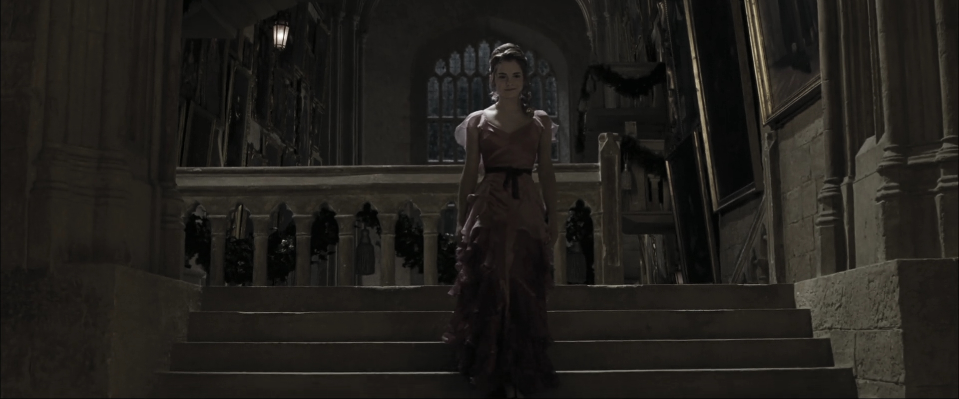 EmmaWatsonFan_dot_nl-HarryPotterAndTheGobletOfFire4468.jpg