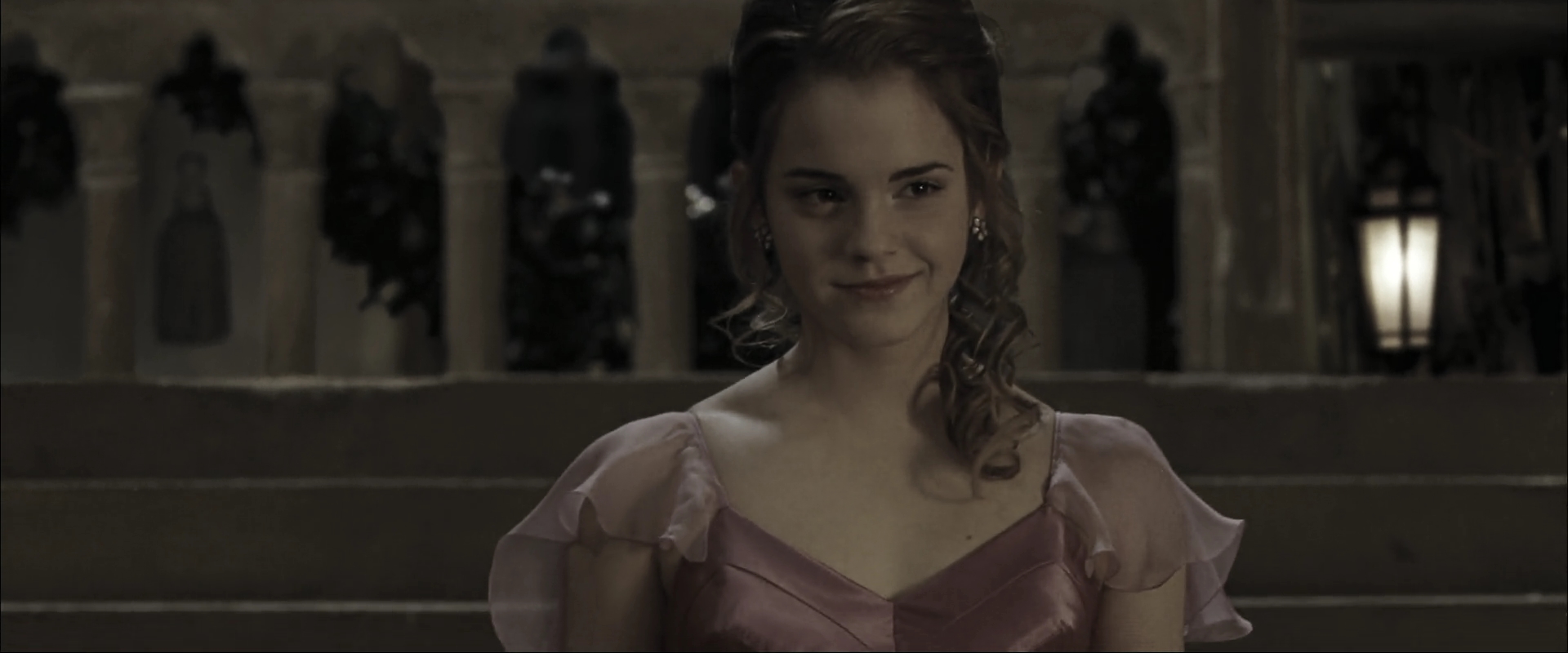 EmmaWatsonFan_dot_nl-HarryPotterAndTheGobletOfFire4471.jpg