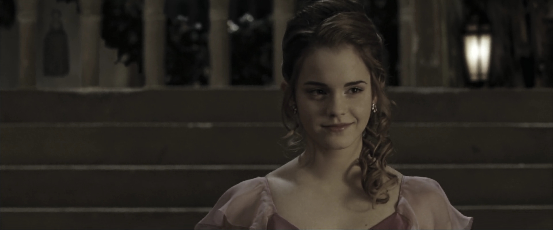 EmmaWatsonFan_dot_nl-HarryPotterAndTheGobletOfFire4472.jpg EmmaWatsonFan_dot_nl-HarryPotterAndTheGobletOfFire4472.jpg