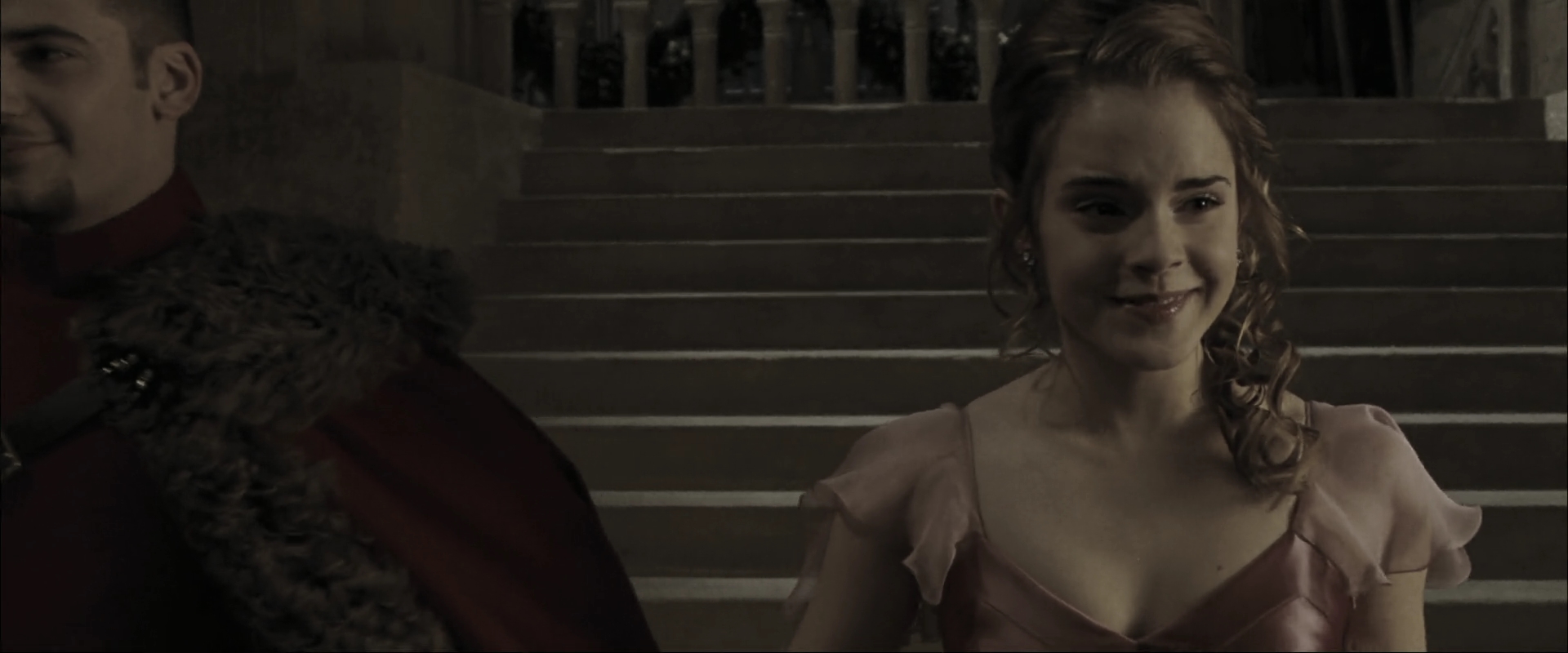 EmmaWatsonFan_dot_nl-HarryPotterAndTheGobletOfFire4485.jpg EmmaWatsonFan_dot_nl-HarryPotterAndTheGobletOfFire4485.jpg