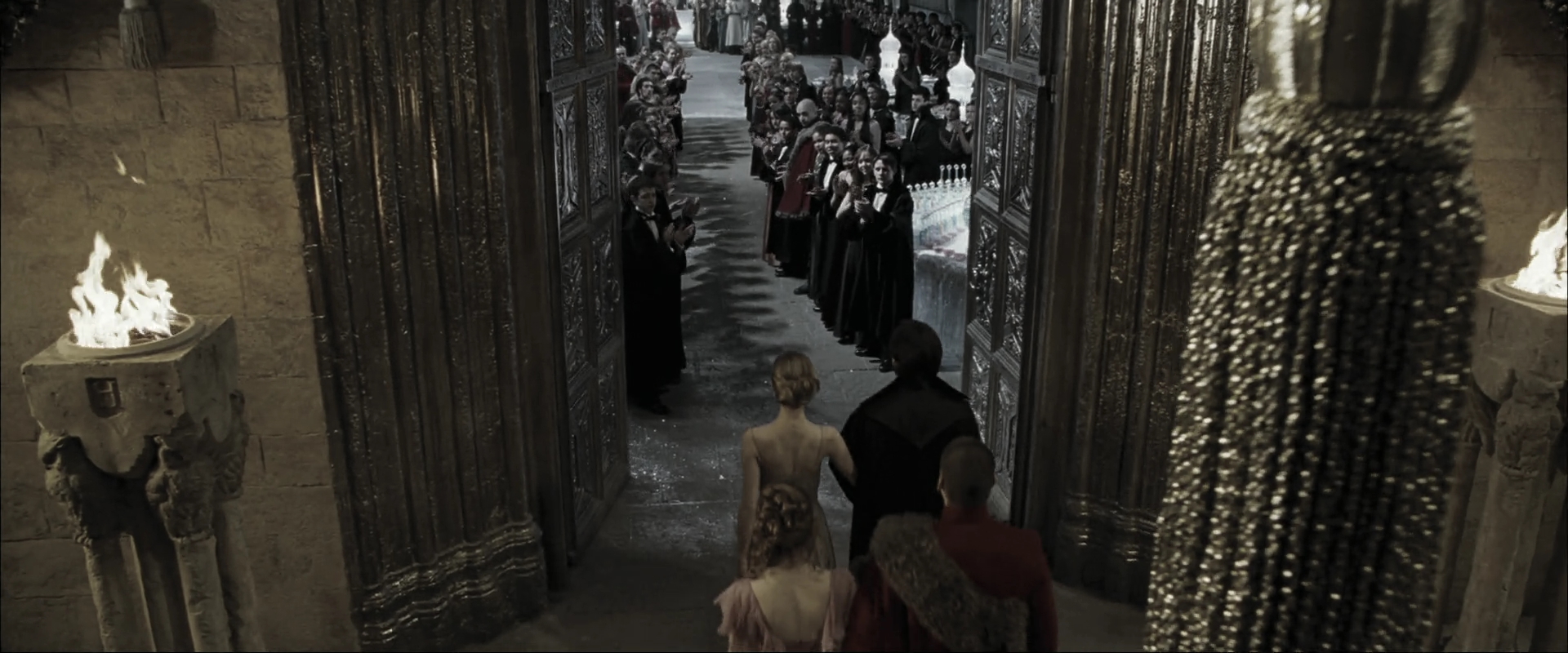 EmmaWatsonFan_dot_nl-HarryPotterAndTheGobletOfFire4490.jpg EmmaWatsonFan_dot_nl-HarryPotterAndTheGobletOfFire4490.jpg