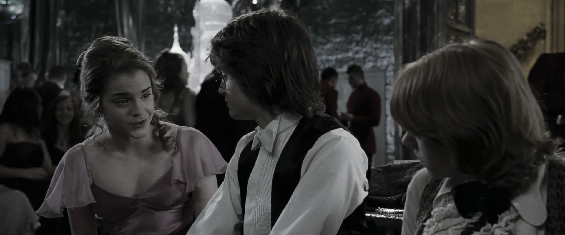 EmmaWatsonFan_dot_nl-HarryPotterAndTheGobletOfFire4672.jpg EmmaWatsonFan_dot_nl-HarryPotterAndTheGobletOfFire4672.jpg