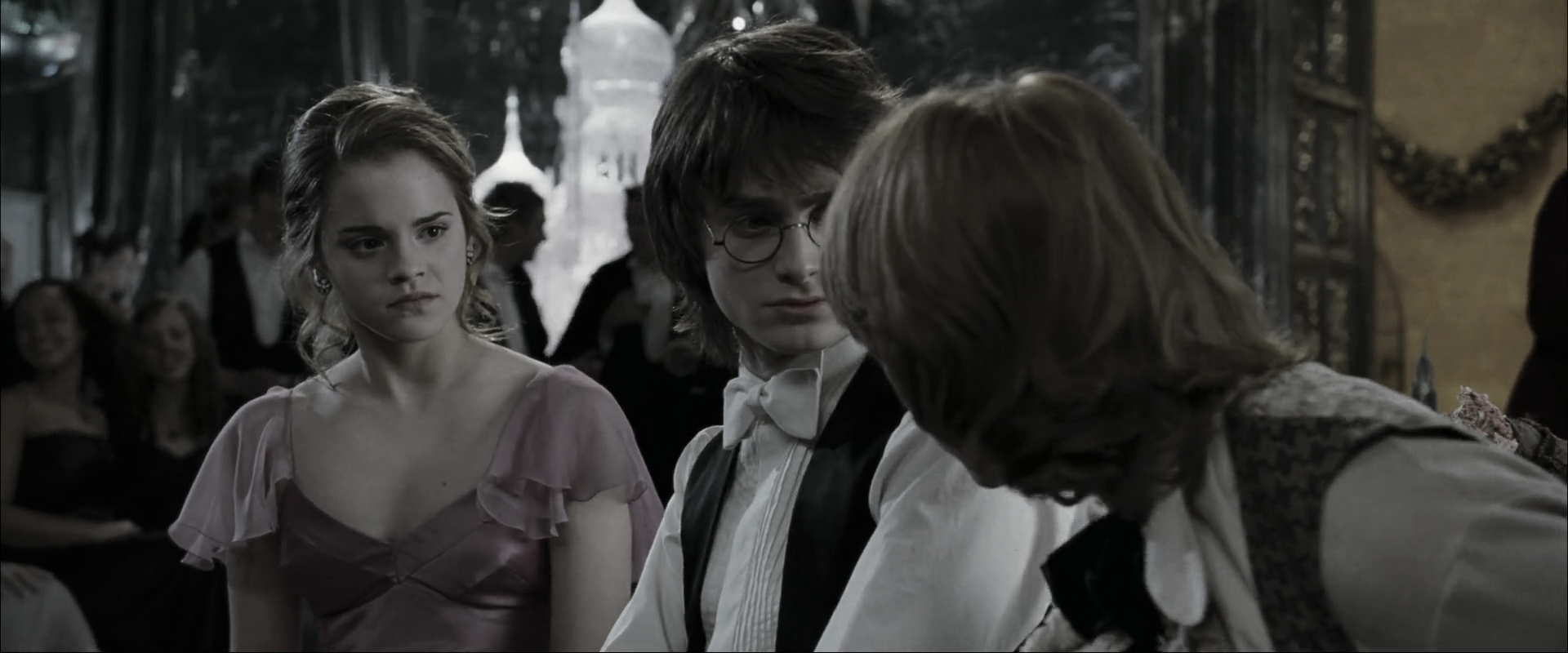 EmmaWatsonFan_dot_nl-HarryPotterAndTheGobletOfFire4682.jpg EmmaWatsonFan_dot_nl-HarryPotterAndTheGobletOfFire4682.jpg