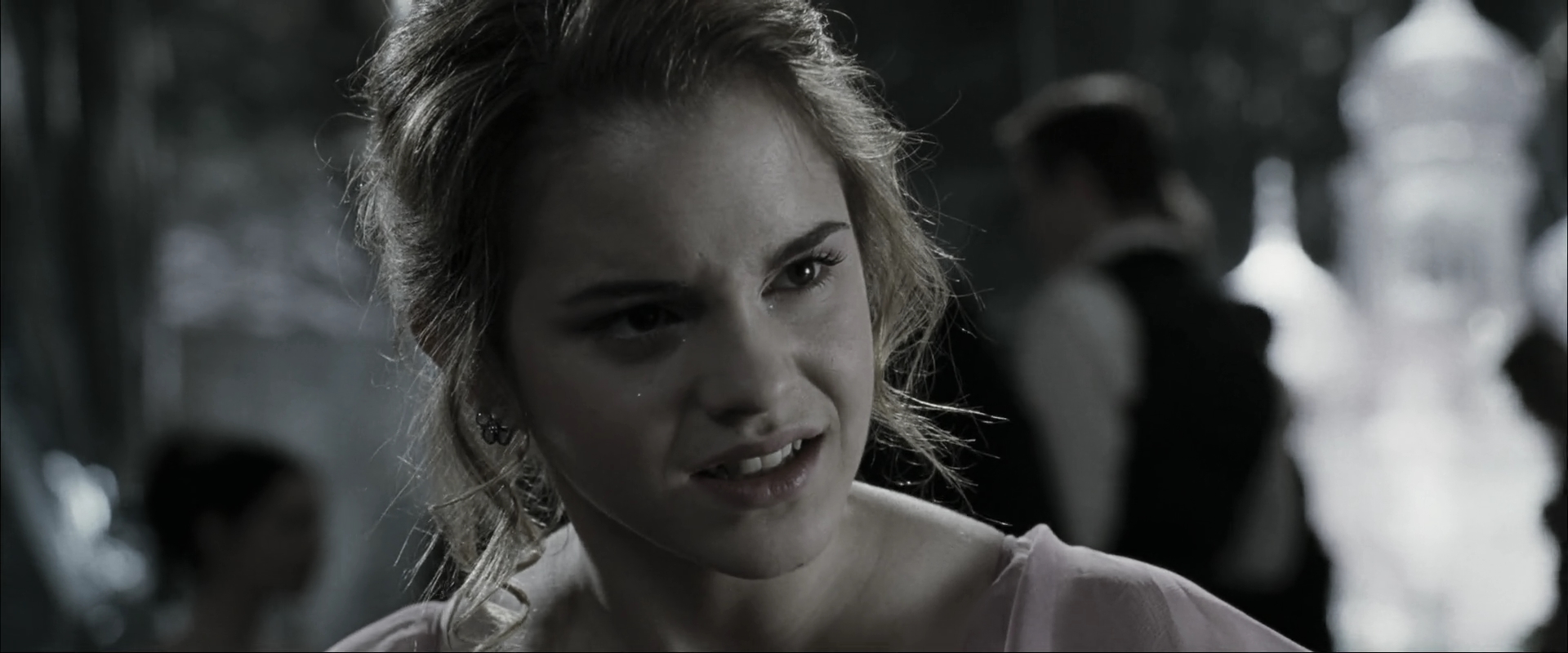 EmmaWatsonFan_dot_nl-HarryPotterAndTheGobletOfFire4686.jpg EmmaWatsonFan_dot_nl-HarryPotterAndTheGobletOfFire4686.jpg