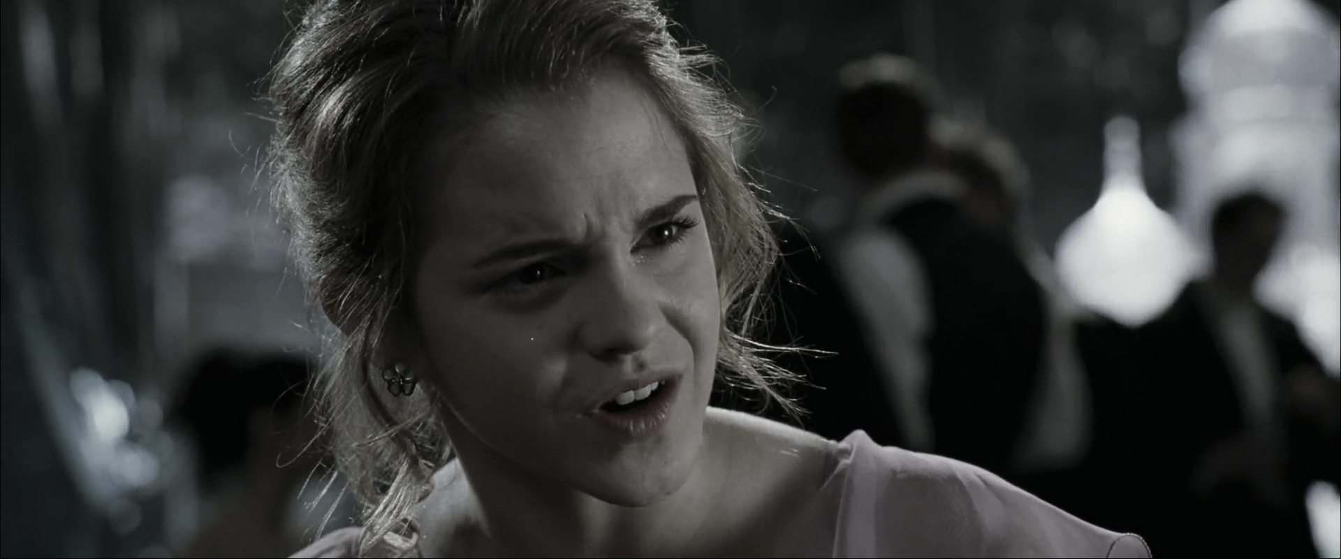 EmmaWatsonFan_dot_nl-HarryPotterAndTheGobletOfFire4688.jpg EmmaWatsonFan_dot_nl-HarryPotterAndTheGobletOfFire4688.jpg