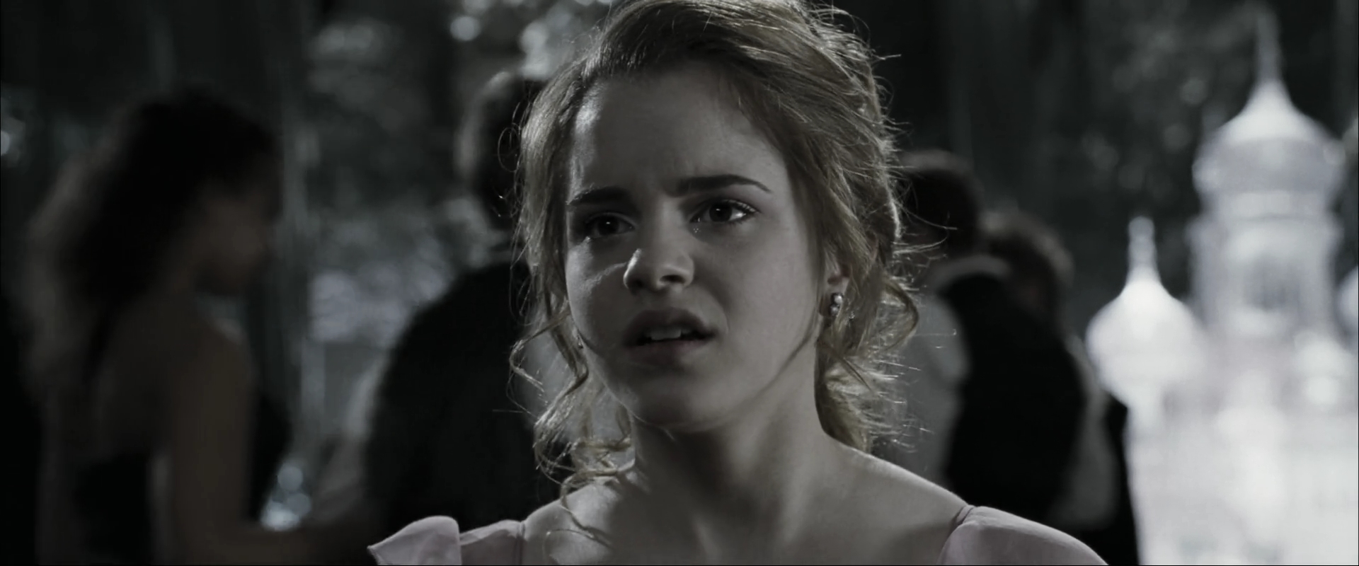 EmmaWatsonFan_dot_nl-HarryPotterAndTheGobletOfFire4695.jpg EmmaWatsonFan_dot_nl-HarryPotterAndTheGobletOfFire4695.jpg