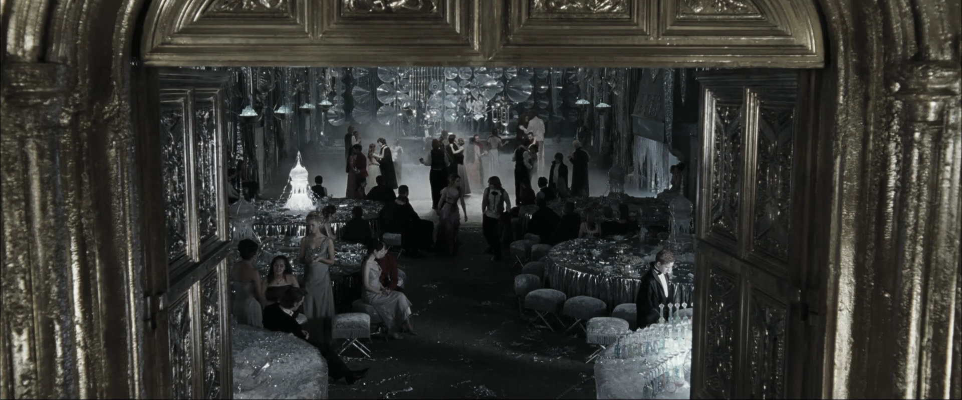 EmmaWatsonFan_dot_nl-HarryPotterAndTheGobletOfFire4722.jpg EmmaWatsonFan_dot_nl-HarryPotterAndTheGobletOfFire4722.jpg