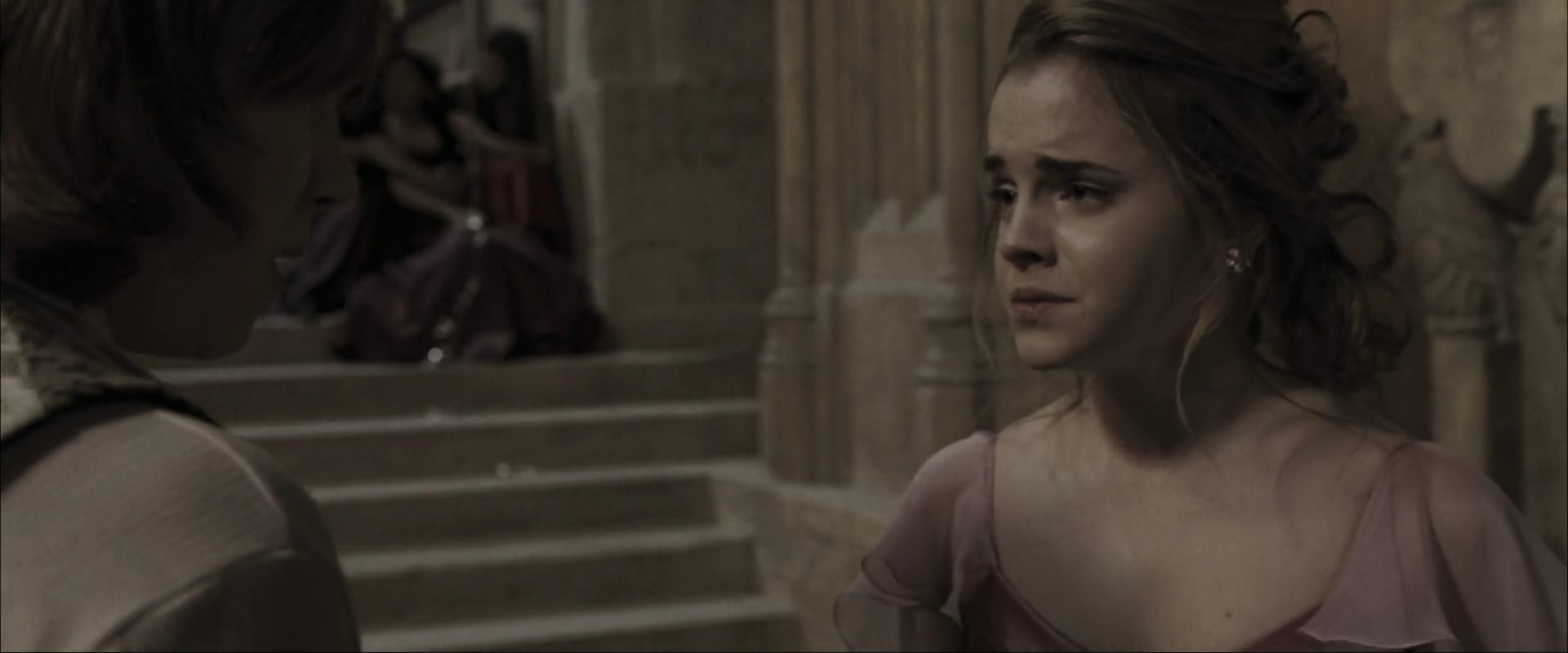 EmmaWatsonFan_dot_nl-HarryPotterAndTheGobletOfFire4742.jpg EmmaWatsonFan_dot_nl-HarryPotterAndTheGobletOfFire4742.jpg