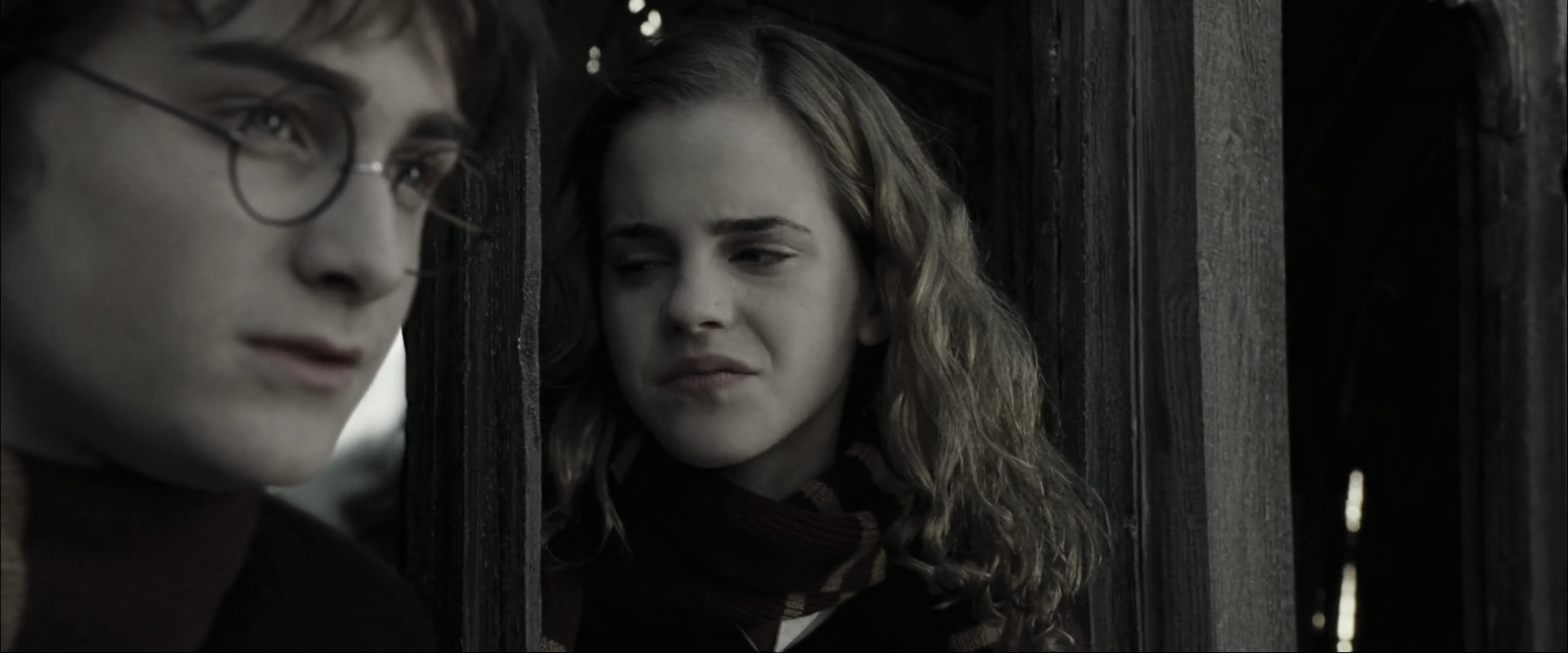 EmmaWatsonFan_dot_nl-HarryPotterAndTheGobletOfFire4926.jpg EmmaWatsonFan_dot_nl-HarryPotterAndTheGobletOfFire4926.jpg