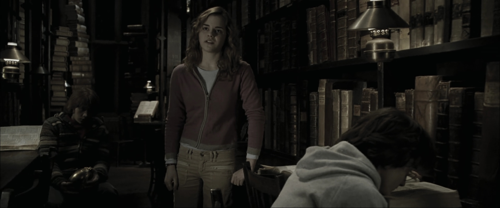 EmmaWatsonFan_dot_nl-HarryPotterAndTheGobletOfFire5167.jpg