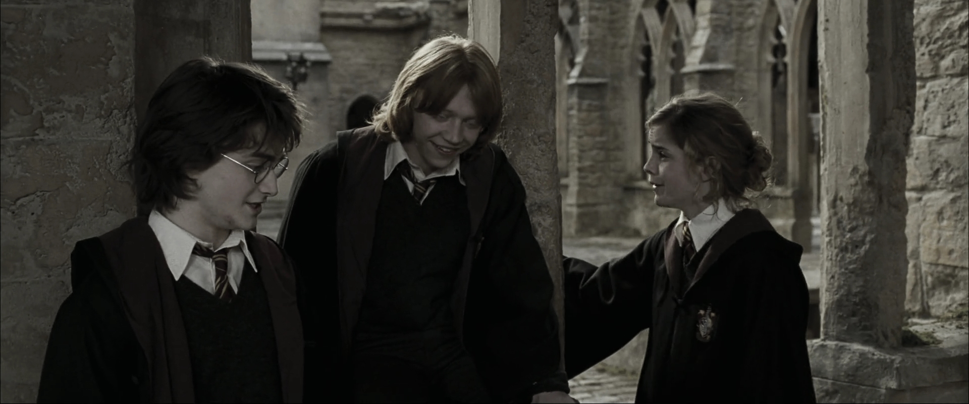 EmmaWatsonFan_dot_nl-HarryPotterAndTheGobletOfFire8391.jpg