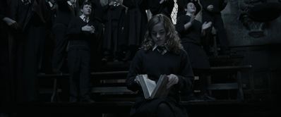 EmmaWatsonFan_dot_nl-HarryPotterAndTheGobletOfFire1779.jpg