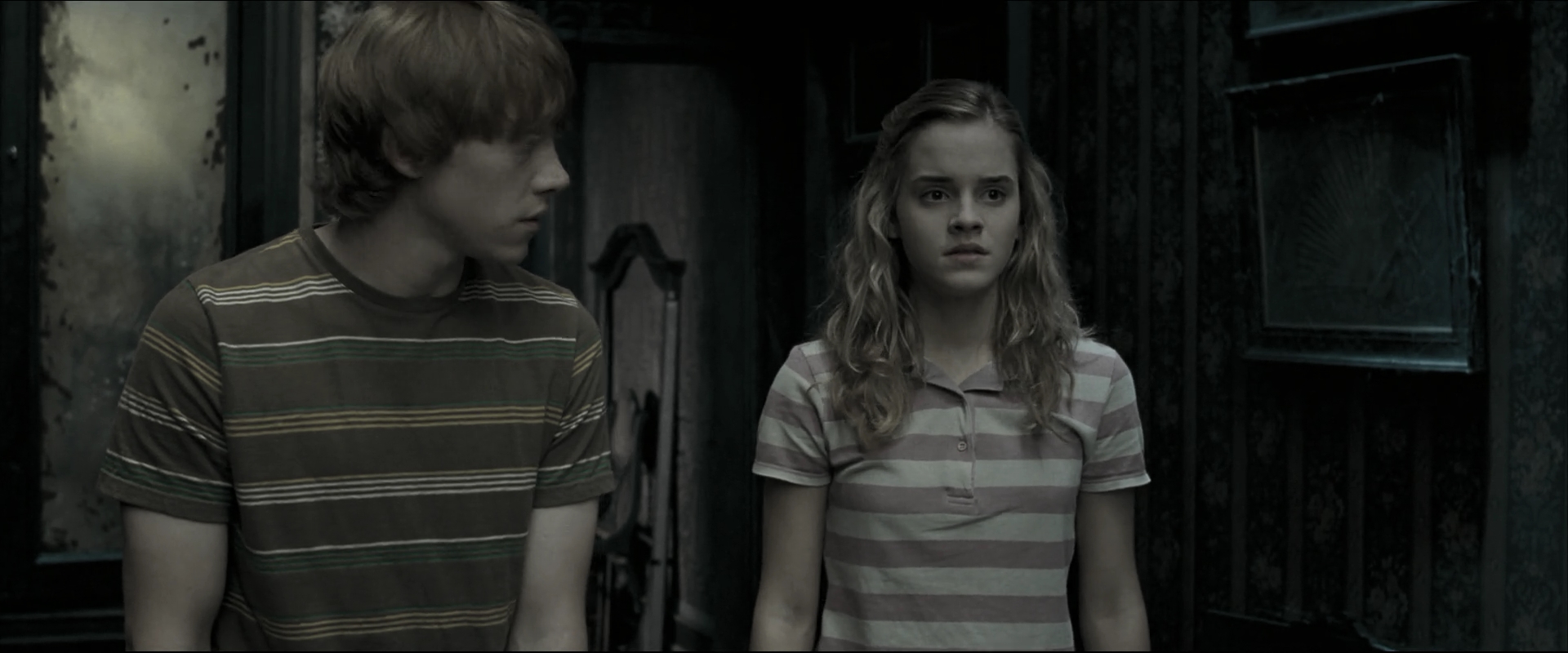EmmaWatsonFan_dot_nl-HarryPotterAndTheOrderOfThePhoenix0792.jpg
