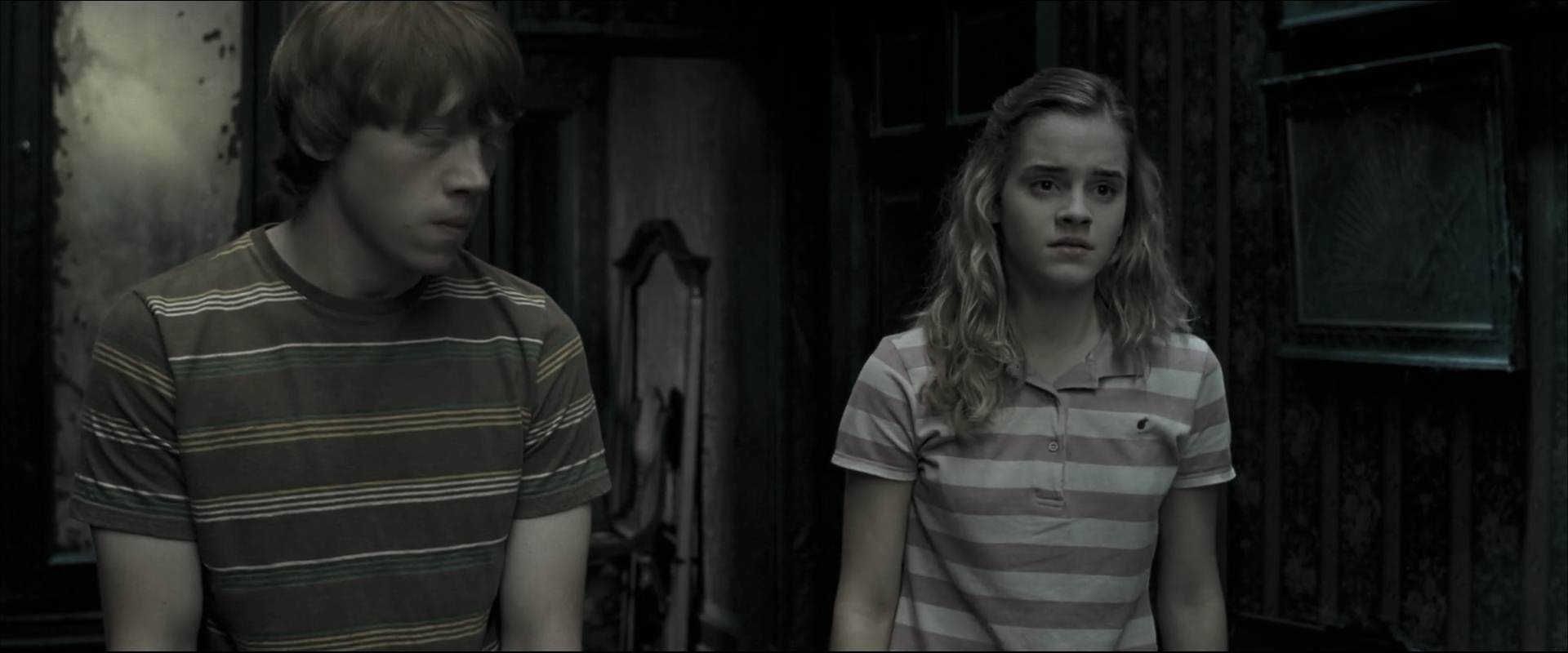 EmmaWatsonFan_dot_nl-HarryPotterAndTheOrderOfThePhoenix0796.jpg