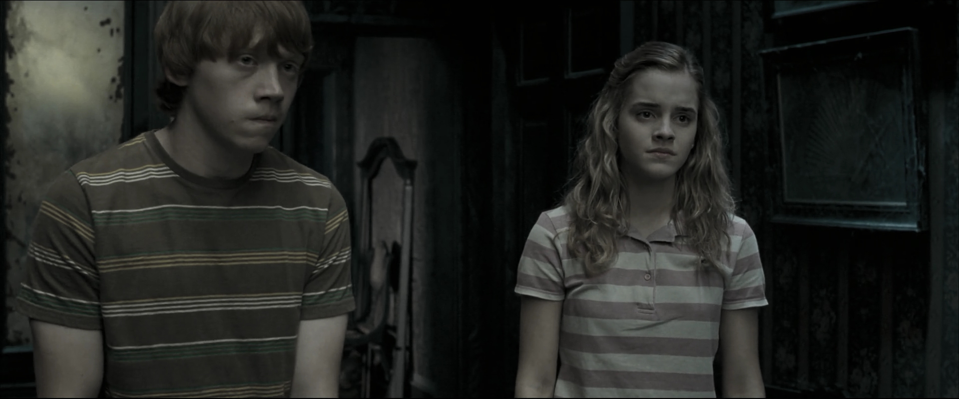 EmmaWatsonFan_dot_nl-HarryPotterAndTheOrderOfThePhoenix0803.jpg