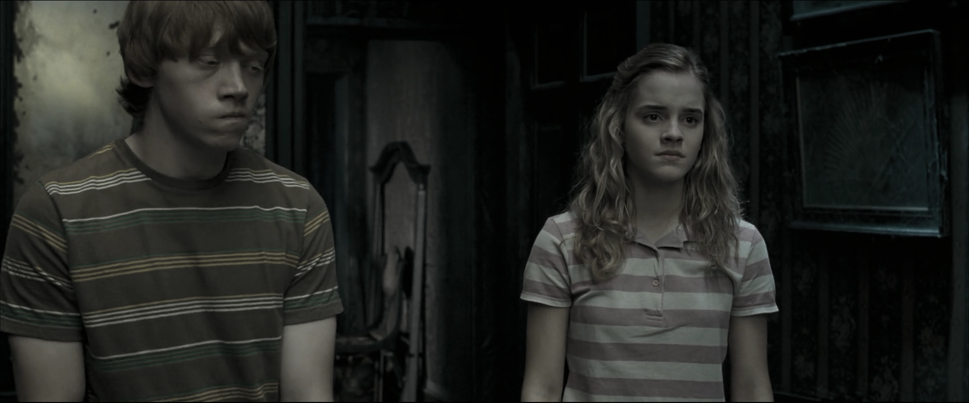 EmmaWatsonFan_dot_nl-HarryPotterAndTheOrderOfThePhoenix0804.jpg