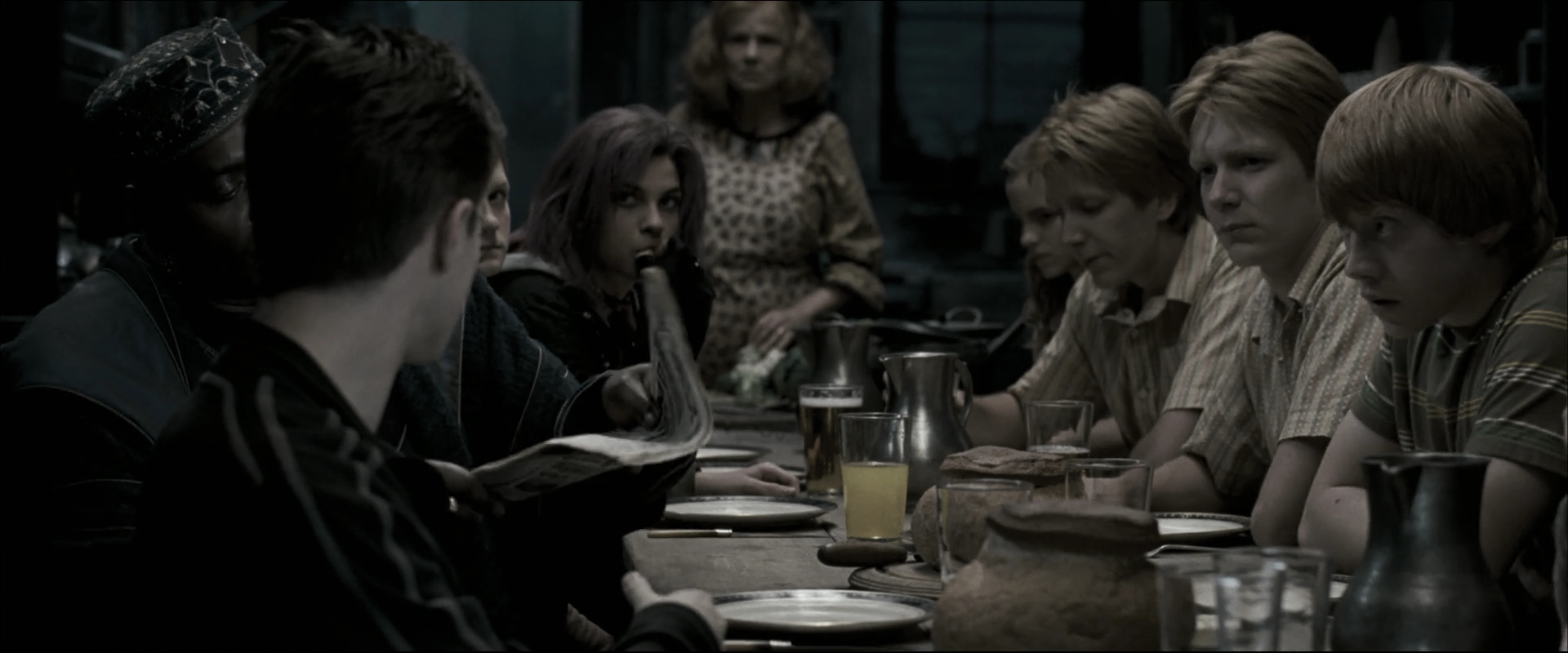 EmmaWatsonFan_dot_nl-HarryPotterAndTheOrderOfThePhoenix0913.jpg