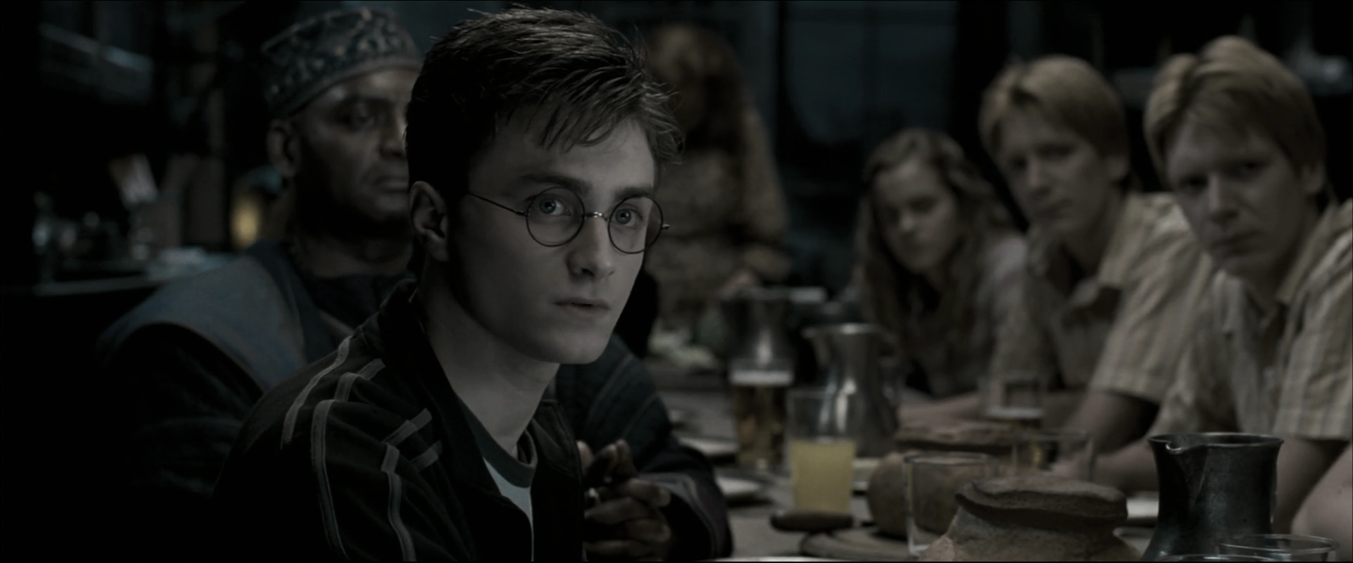 EmmaWatsonFan_dot_nl-HarryPotterAndTheOrderOfThePhoenix0973.jpg