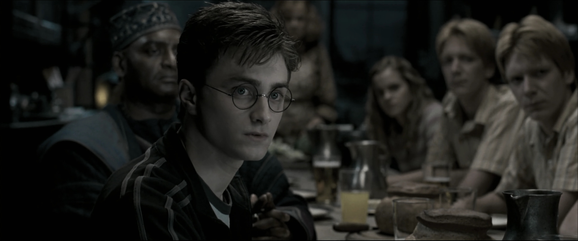 EmmaWatsonFan_dot_nl-HarryPotterAndTheOrderOfThePhoenix0976.jpg