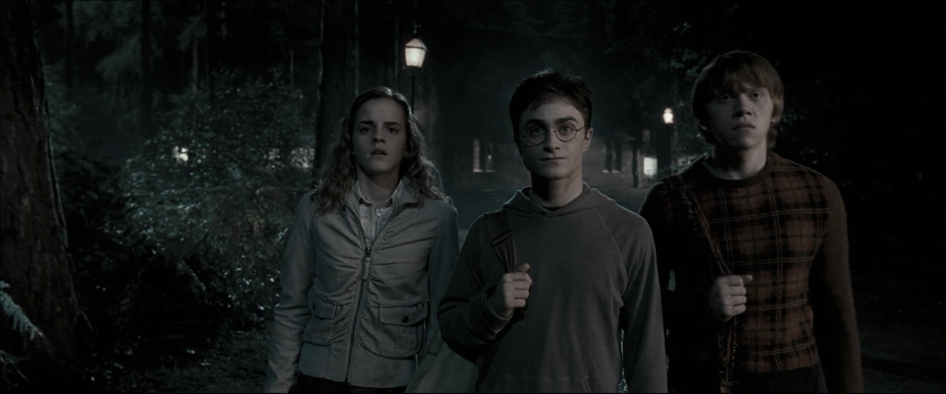 EmmaWatsonFan_dot_nl-HarryPotterAndTheOrderOfThePhoenix1675.jpg
